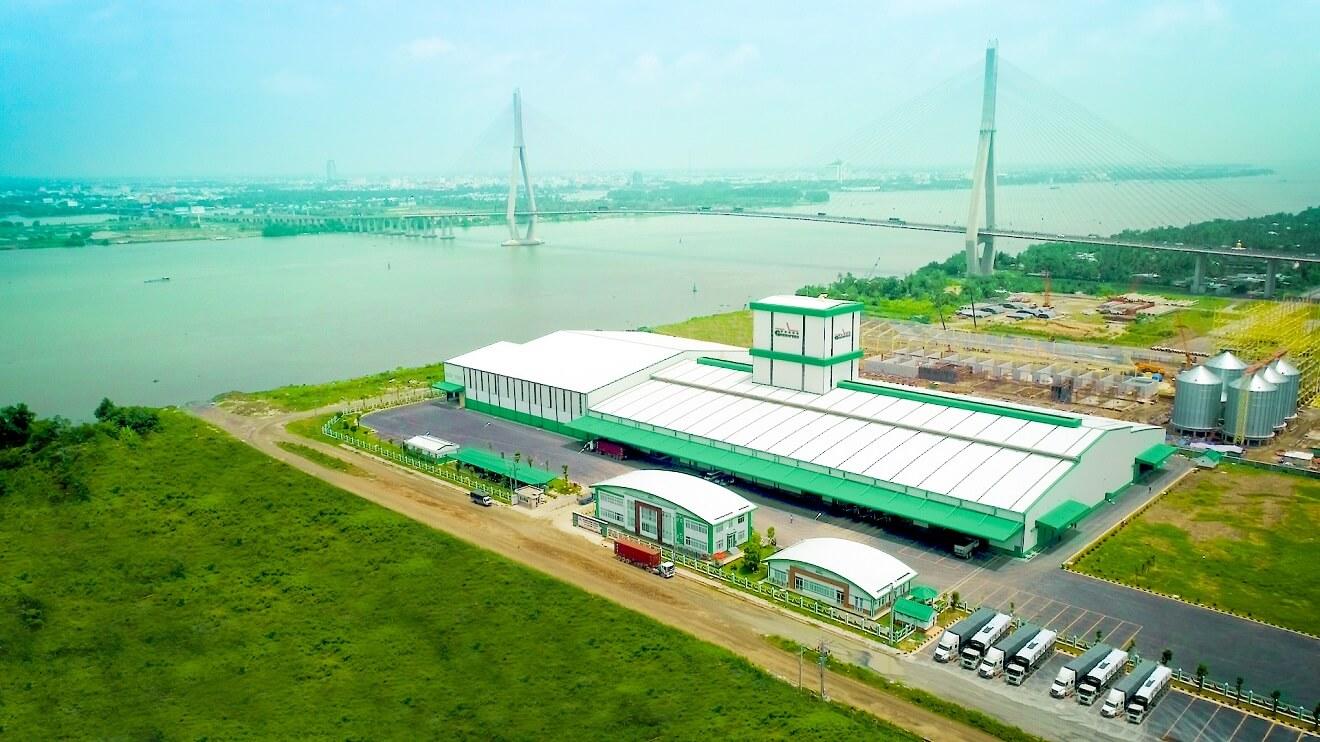 Nhà máy thức ăn chăn nuôi Greenfeed Bình Minh